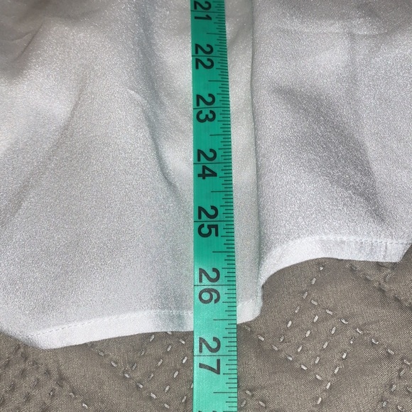 NWOT! Calvin Klein Floral Blouse - Picture 8 of 10